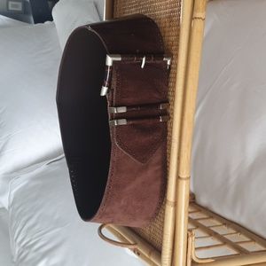 Gorgeous brown suede and croc belt size M